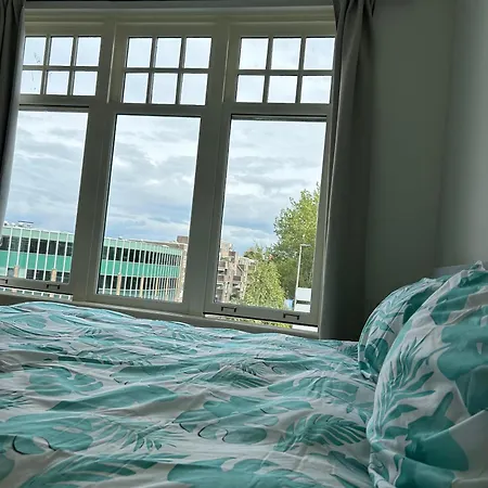 Апартаменты Beautiful House In Делфт