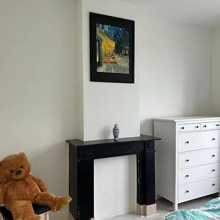 Beautiful House In * Delft