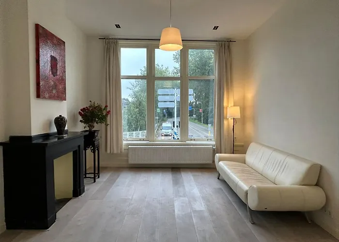 Apartment Beautiful House In